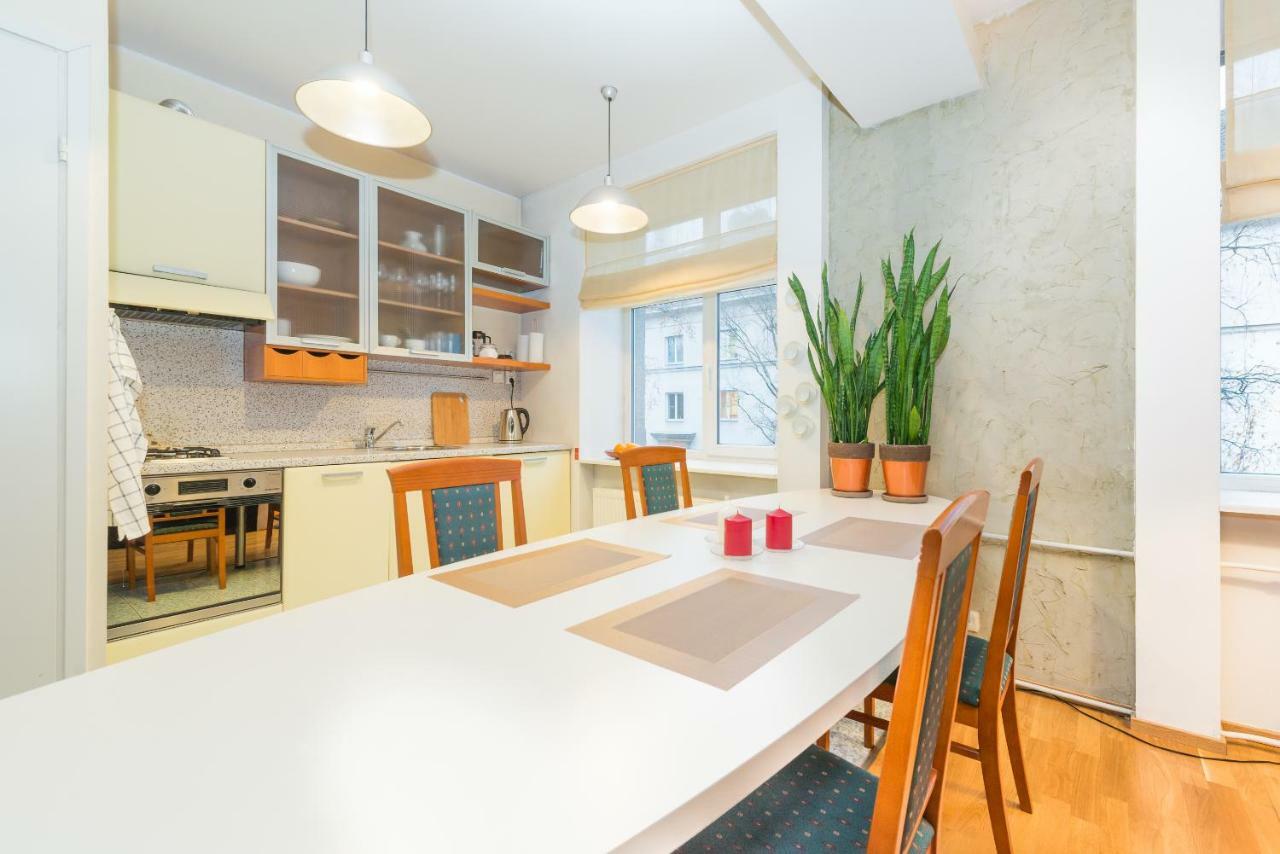 Large Studio Downtown Талин Екстериор снимка