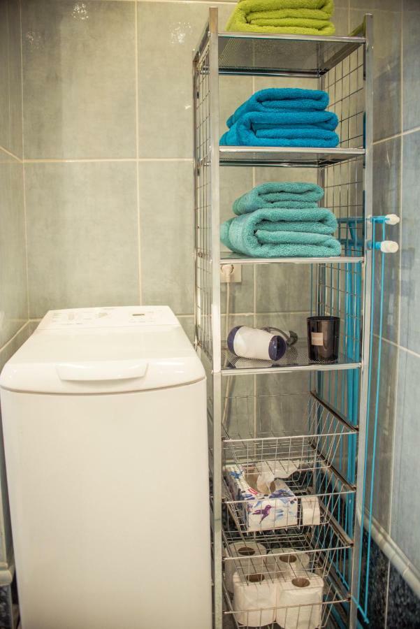 Large Studio Downtown Талин Екстериор снимка